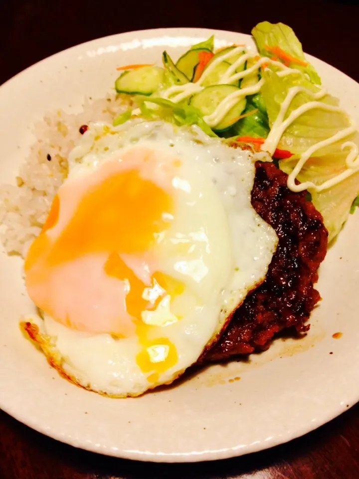 Snapdishの料理写真:ロコモコ丼|porotanさん