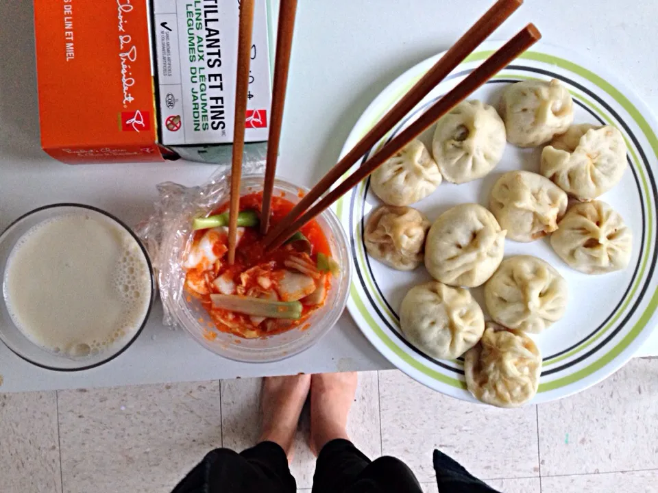 Snapdishの料理写真:Bao zi, kimchi, almond milk|joie chowさん