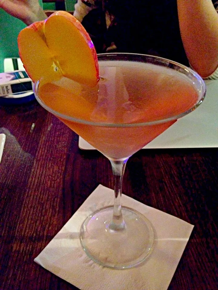 Red Apple Martini|Lukkaew_Lkさん