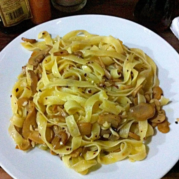 Pasta aglio olio funghi|wiwi mrgさん