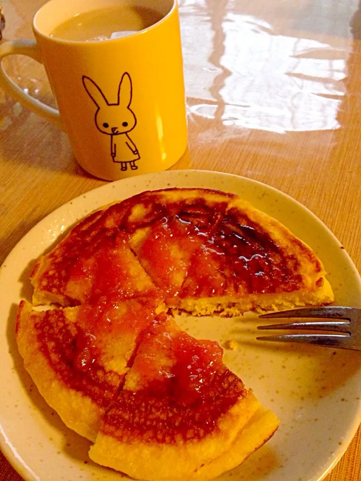 いちじくのジャムでホットケーキ♡|とみいさん