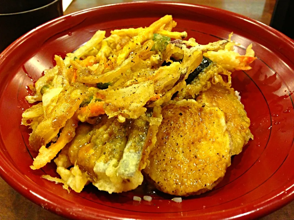 カレー天丼|カリヤ レイイチロウ。さん