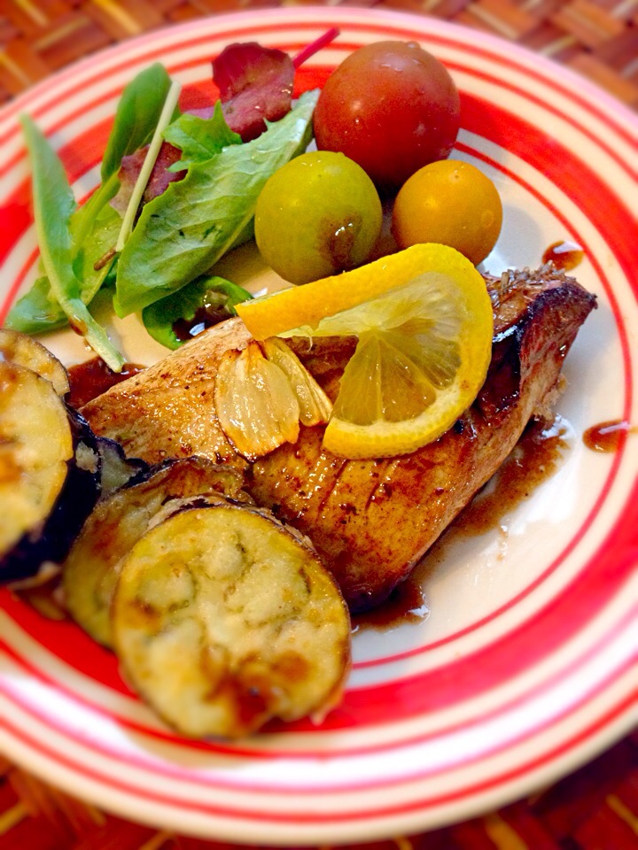 Saut ed Yellowtail balsamic vinegar sauce鰤の/🌈Ami🍻 SnapDish[スナップディッシュ