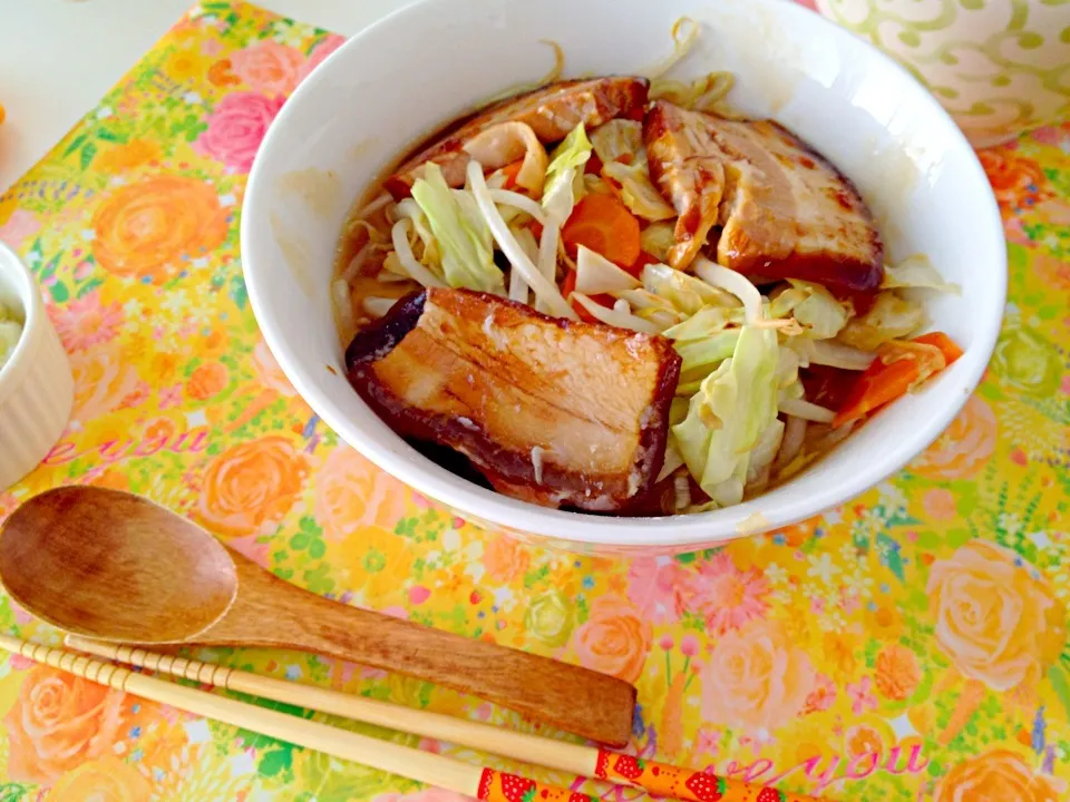 Snapdishの料理写真:10/12 野菜炒めラーメン|ゆきそこさん