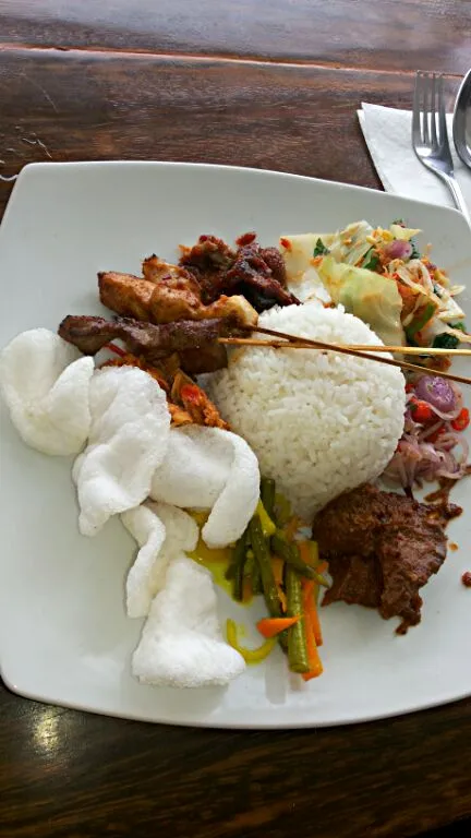 Nasi campur Bali (Balinese Mixed Rice)|Angela Rachelさん