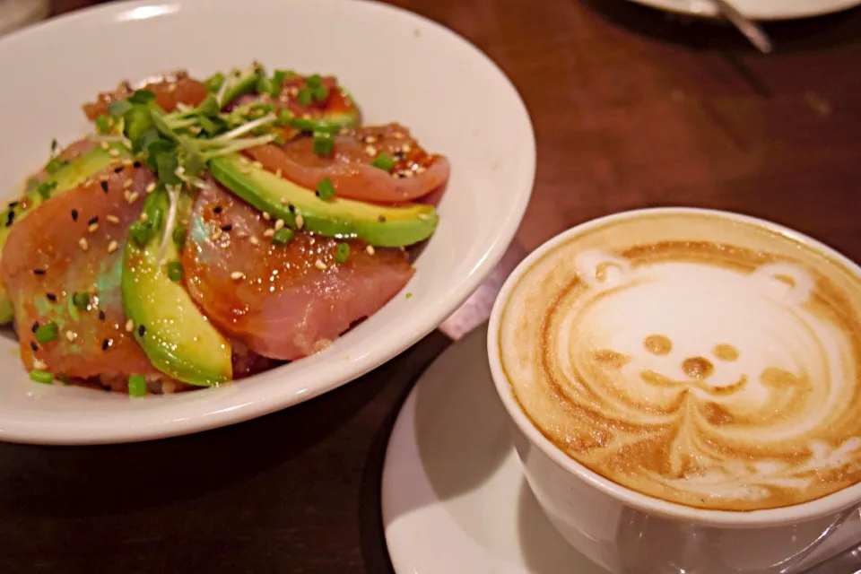 マグロとアボカド丼★カプチーノ|makiさん