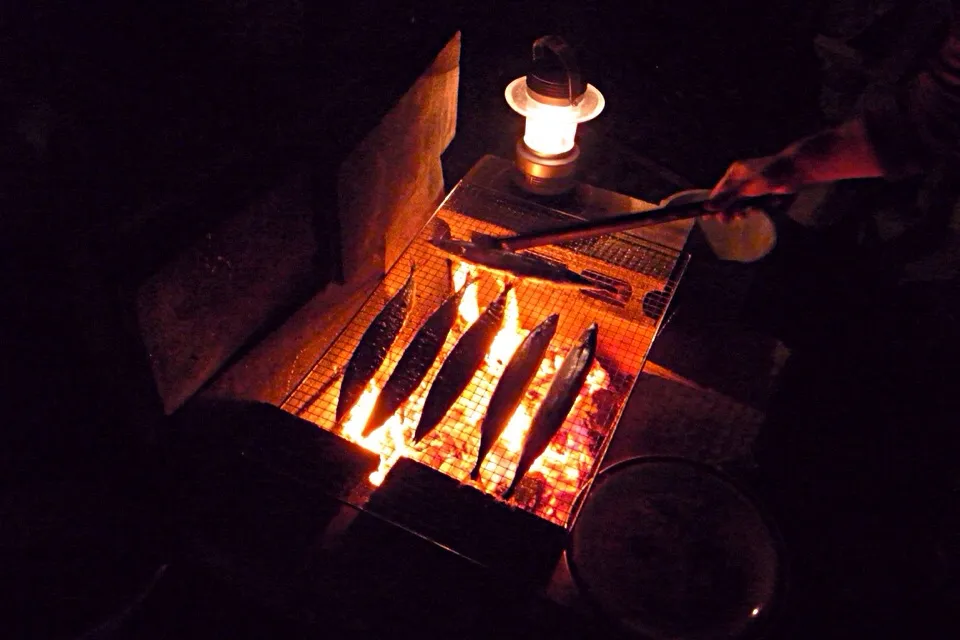 炭焼き秋刀魚、うまうま。|Taketoshi Satoさん