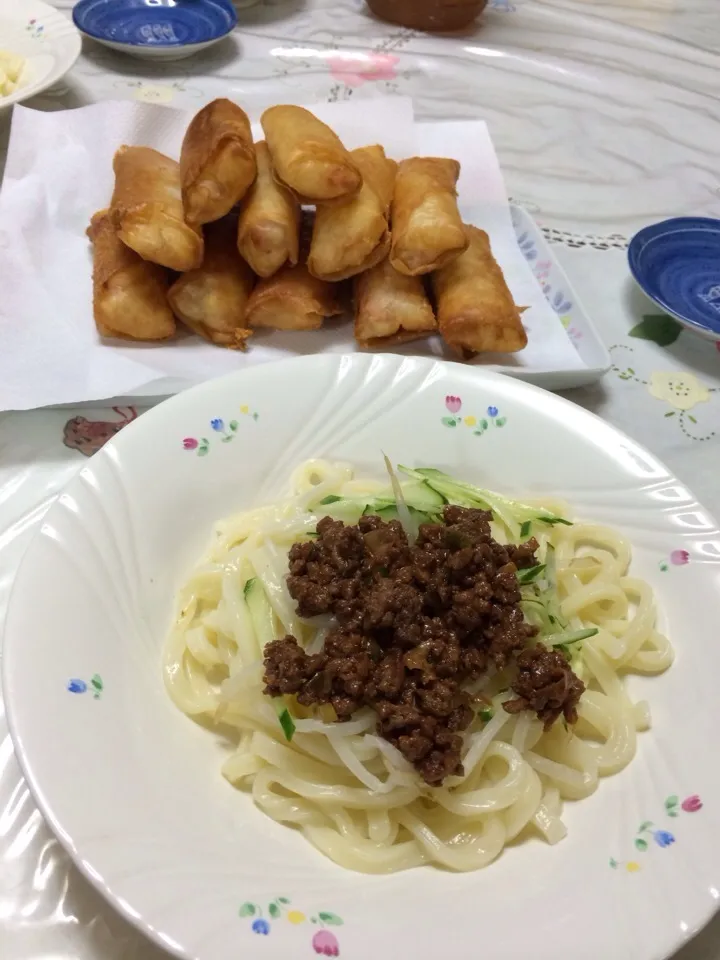 肉味噌じゃじゃ麺、居酒屋風チーズとハムの揚春巻き|yurichocoさん