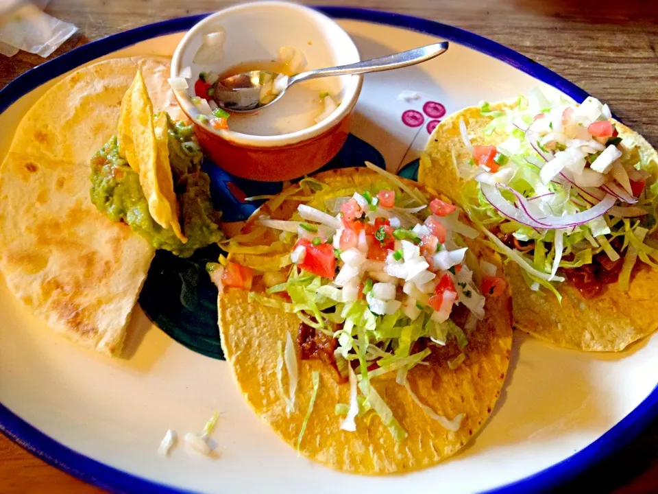 タコスを食べにメキシコ料理店に|marinaさん