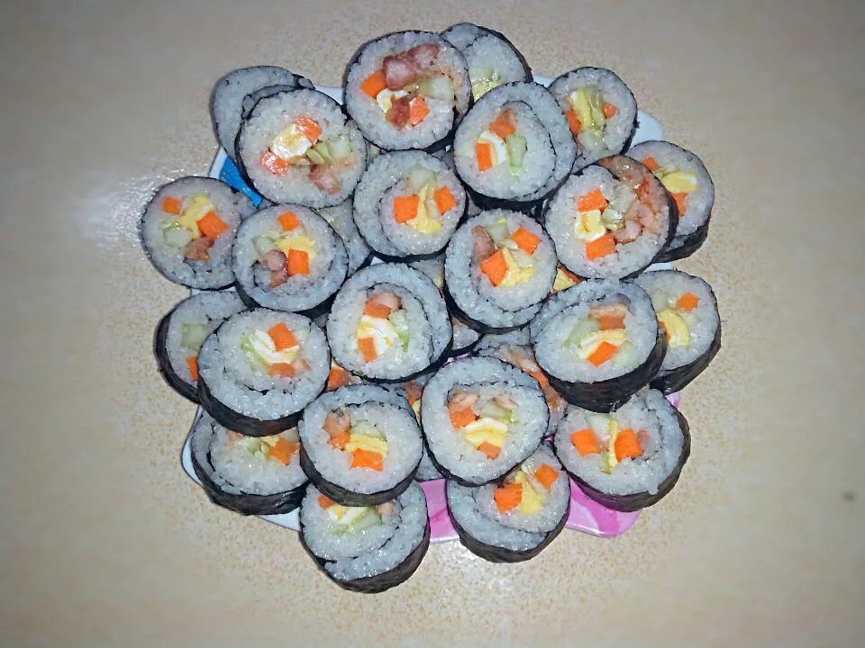 Snapdishの料理写真:Kimbap|Happy_girlさん