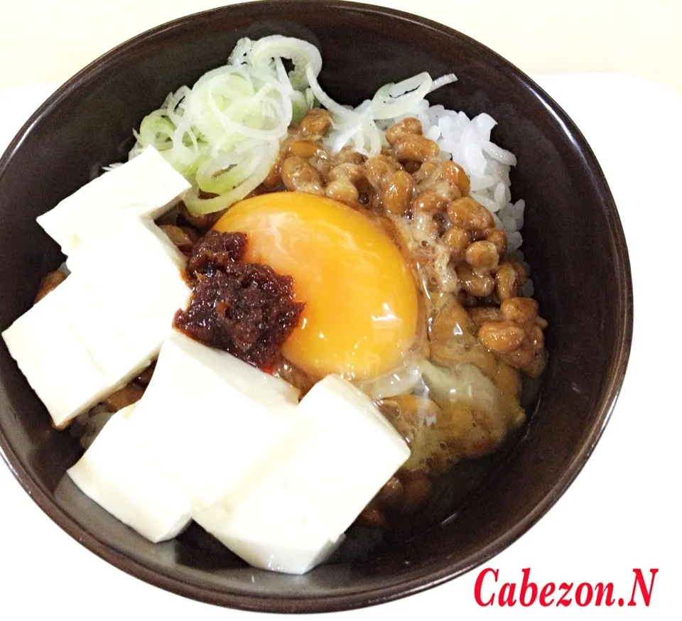 今朝の賄い  トムヤム納豆丼|Cabezon.Nakamuraさん