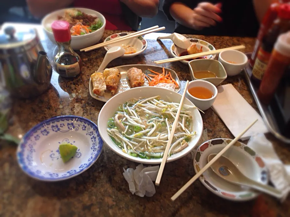 Pho #toronto|ashley raeさん