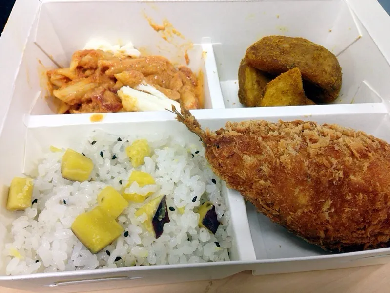 Fried Fat Sardine, Mozzarella Cheese and Penne and Spicy Fries|chan mitsuさん