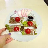 Snapdishの料理写真:アボカド生ハム巻き|はるさん