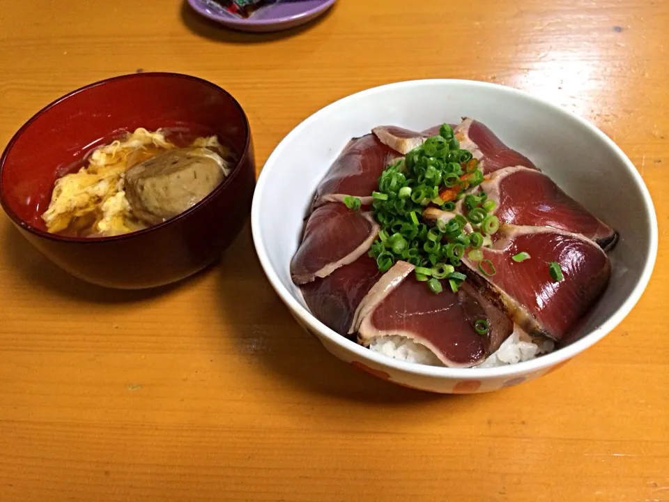 鰹ののっけ盛り＆鰯のつみれ汁|稲見謙次さん