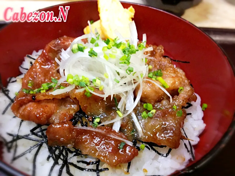 今日の賄い  ねぎ豚生姜焼き丼|Cabezon.Nakamuraさん