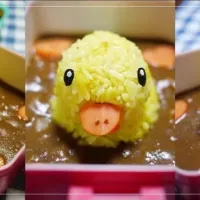 Snapdishの料理写真:3Dラバーダックinカレー(パパ弁)|みぞれっちさん