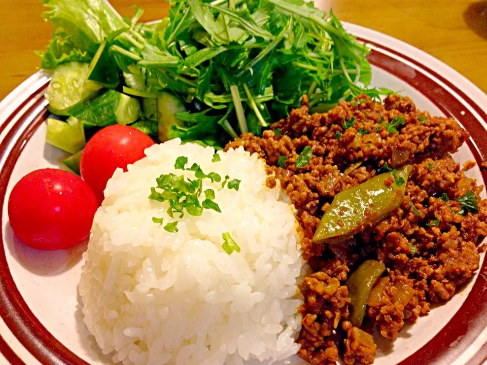 ドライカレーで夕食🍛🍛|かずみさん