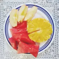 Snapdishの料理写真:Apple+Watermelon+Pineapple🍎🍉🍍|Fida Asfirayaniさん