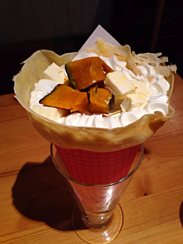 Snapdishの料理写真:生クリームかぼちゃ&クリームチーズ|ハギーさん