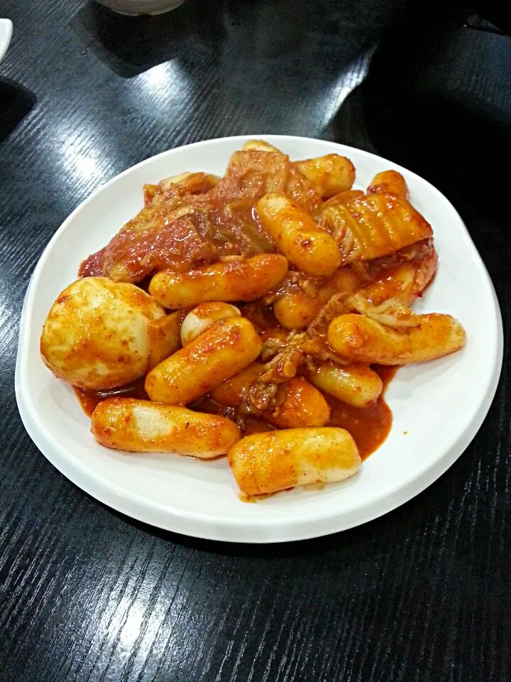 Snapdishの料理写真:fried pork with cheese, rice cake and egg|Phinarasuさん