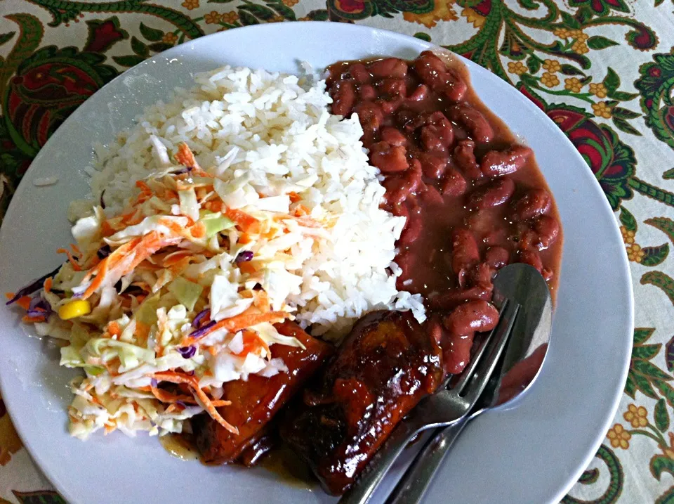 Rice, Beans, Salat, Plantains|wiwi mrgさん