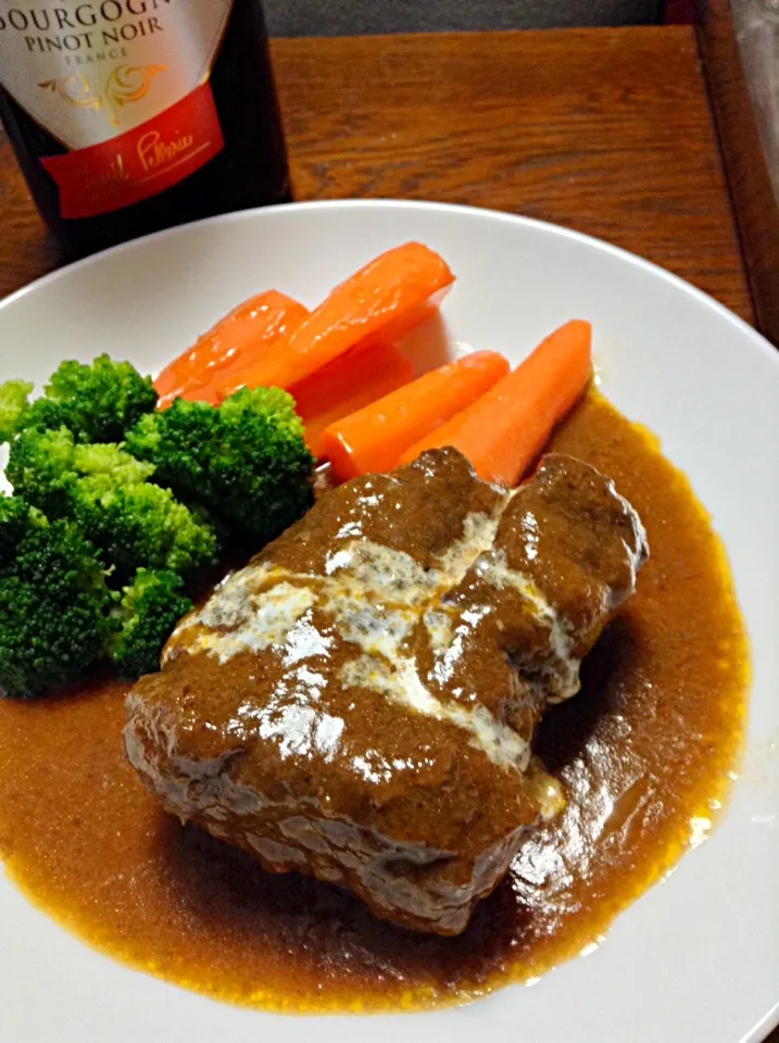 ブルゴーニュ風ビーフシチュー    Bourgogne Style Beef Stew.             ☑️ブルゴーニュワインに一晩漬けて煮込み5日☀️|yorikoさん