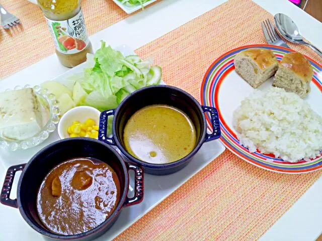 今日の昼食 2種類のカレー(無印のグリーンカレー&バターチキン)|pinknari🐰🌈さん