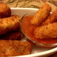 Homemade vegan mozzarella sticks|malindaさん