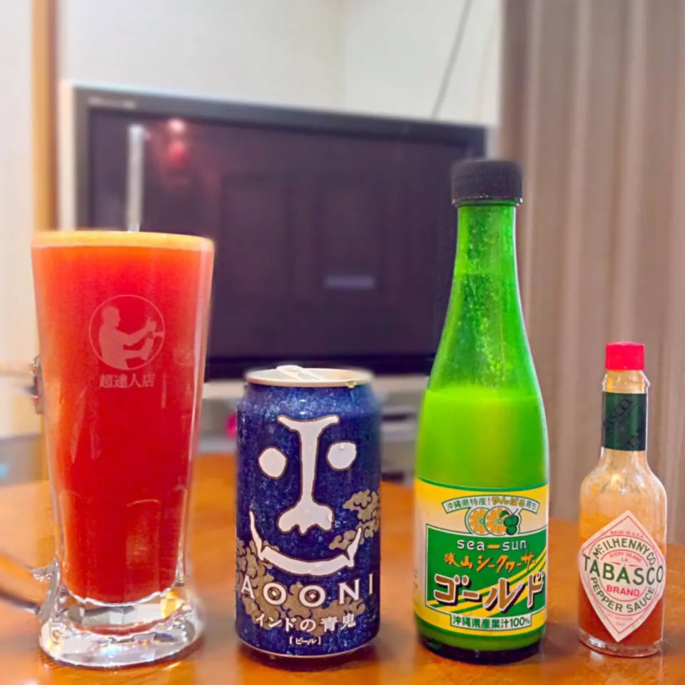 レッドアイ、シークワーサー＆青鬼🍺|おかっぴーさん