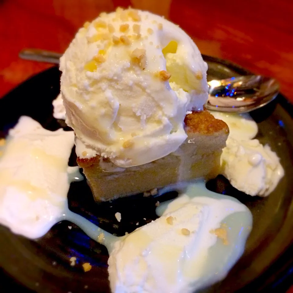 khanom mo kaeng with coconut ice cream カノンモーケン ココナッツアイス添え|Junya Tanakaさん