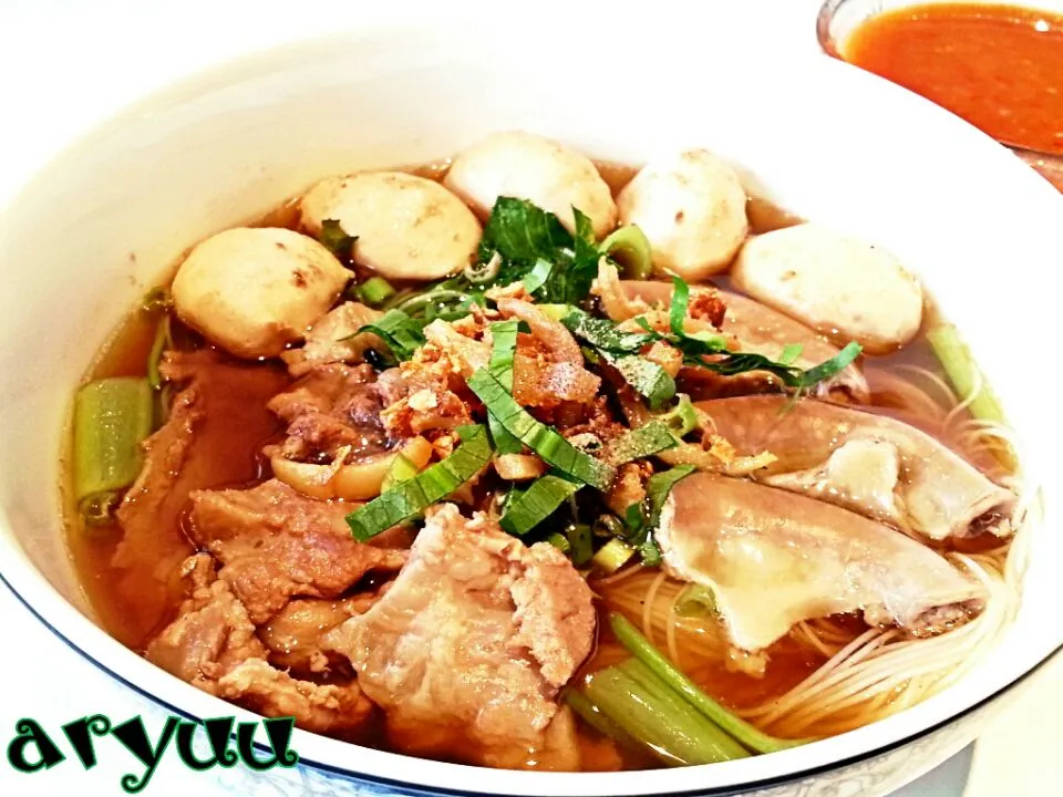 ก๋วยเตี๋ยวหมูตุ๋น|ARYUUさん