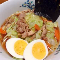 しょうゆラーメンに肉野菜炒めたっぷり|ゆきちあ( ^ω^ )さん