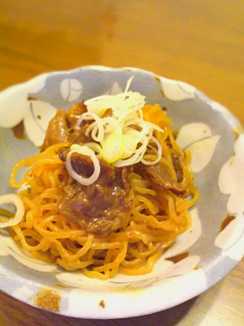 牛すじの味噌煮込み～パスタ風～|とろりんさん