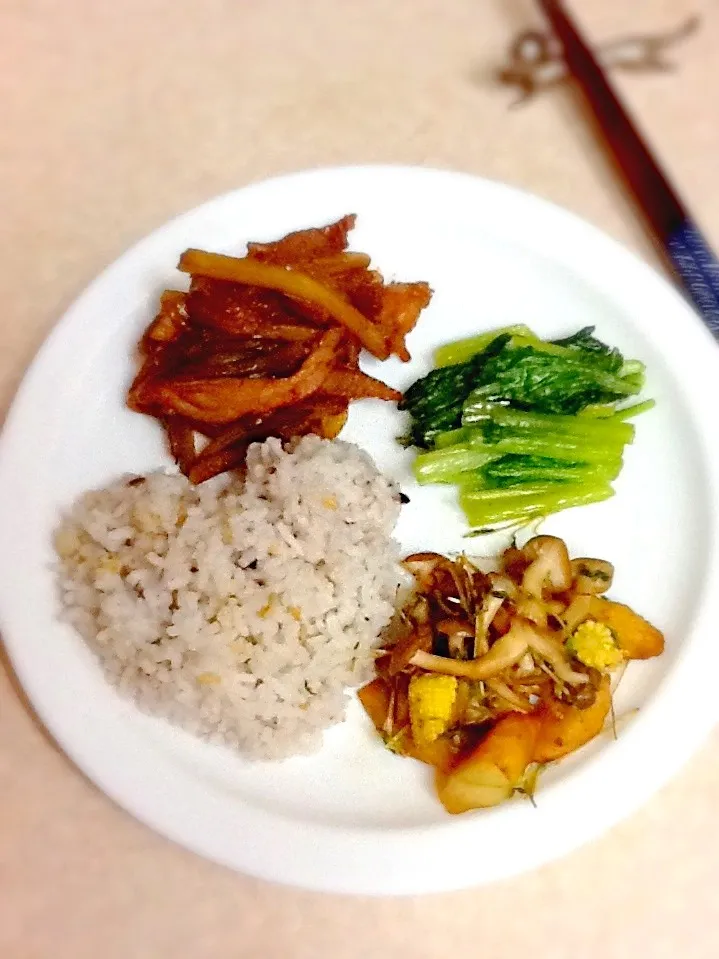 Snapdishの料理写真:晩ご飯プレート|さとう かおりさん