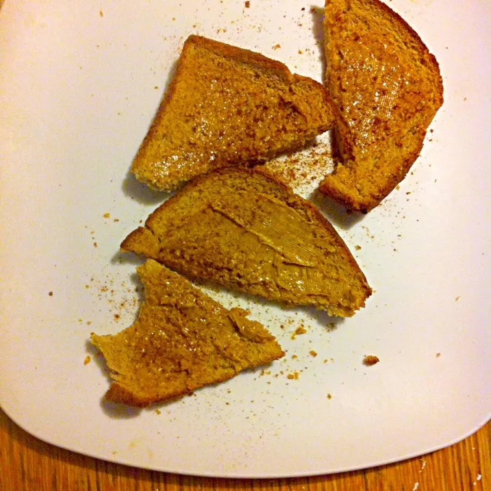 Whole wheat pb toast/breakfast|Ericaさん