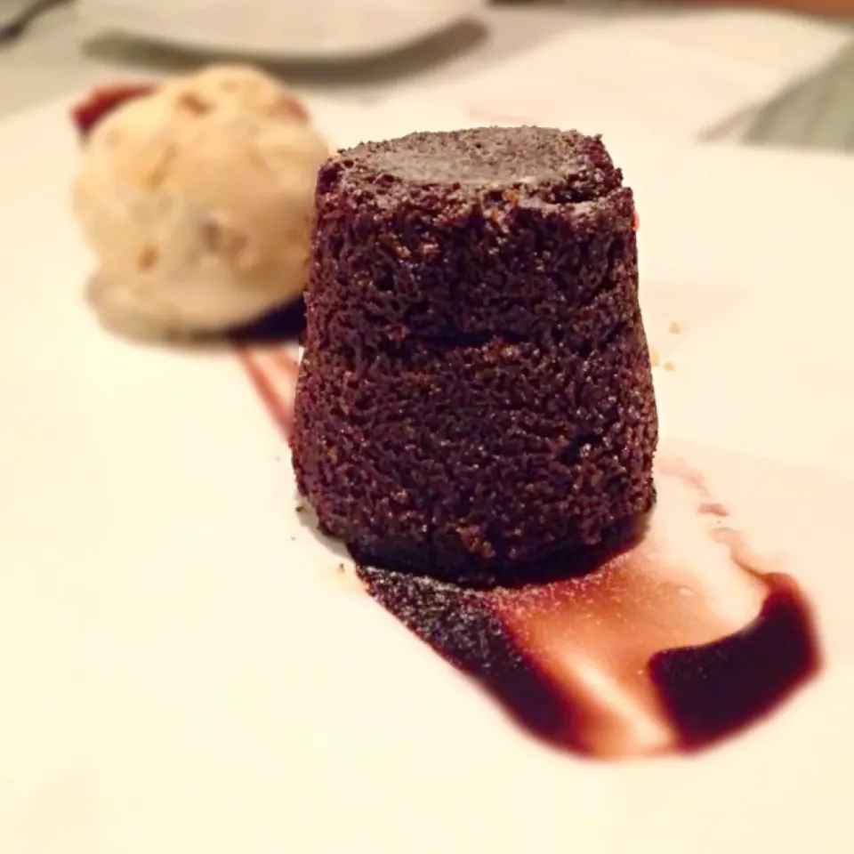 Chocolate lava cake|willzさん