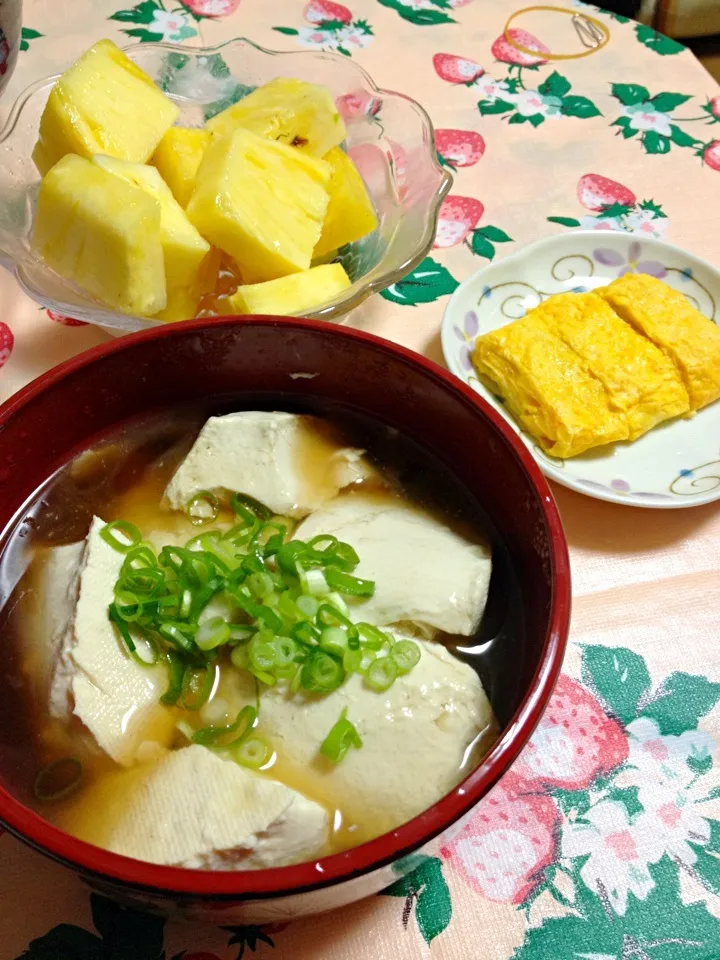 豆腐の和風あんかけ、卵焼き、パイナップル|まゆめろさん