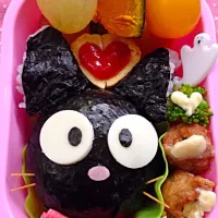 Snapdishの料理写真:Lunch box☆Zizi of Kiki's Delivery Service🎵黒猫のジジ