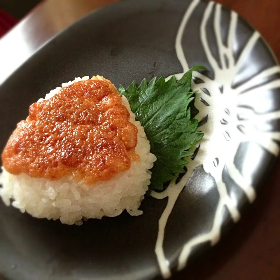 くららサンの義母直伝の明太マヨ焼きおにぎり❤|ららさん