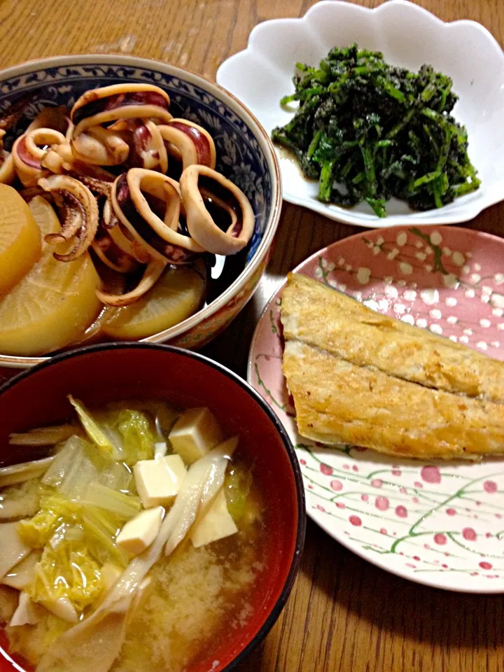 Snapdishの料理写真:イカ大根 ほうれん草の胡麻和え|富田悦子さん