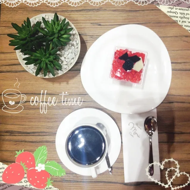 Strawberry mousse & coffee|Titoyさん