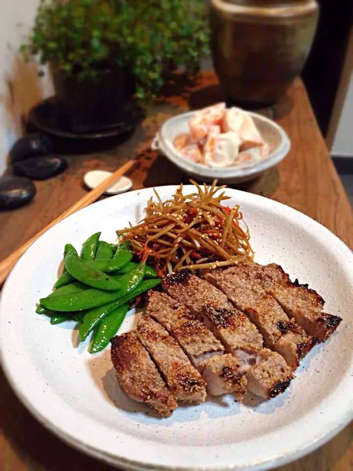 Yukari San's grilled pork with walnut miso and poppy seeds/豚ロースのきの実味噌焼き|rick chanさん