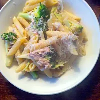 Snapdishの料理写真:Broccoli pasta|petitさん