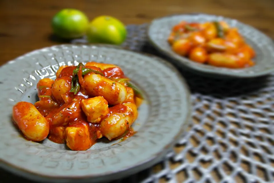 치즈 떡볶이 Stir-fried rice cake in hot sauce with cheese|제니 [Jenny]さん