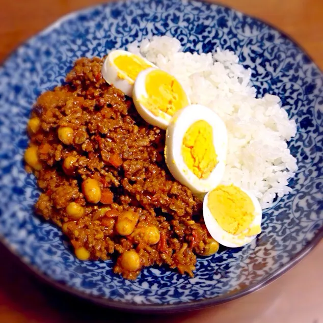 大豆の水煮缶でキーマカレー|みっちんさん