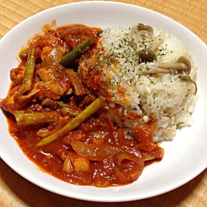 鷄のトマト煮とキノコの炊き込みご飯|ぷんぷんさん