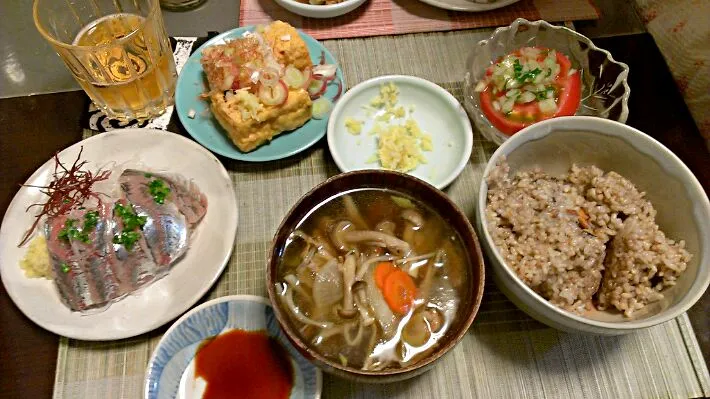 鯵のお刺身&厚揚げ&トマトと玉ねぎのサラダ|まぐろさん