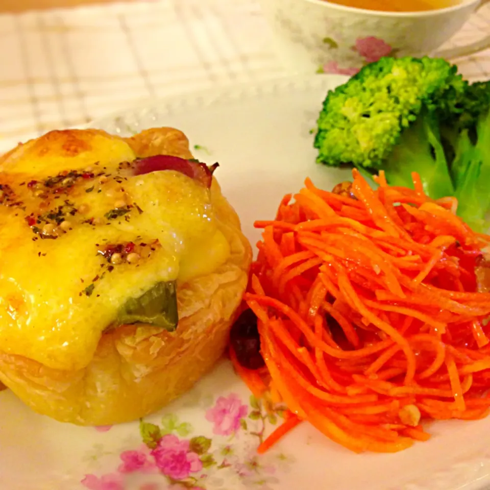 Quiche and carrot rappe|Nanako Oyamadaさん