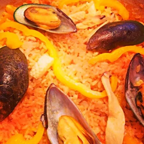 Paella with mussels|Nanako Oyamadaさん